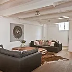 Captain Canalhouse Luxury