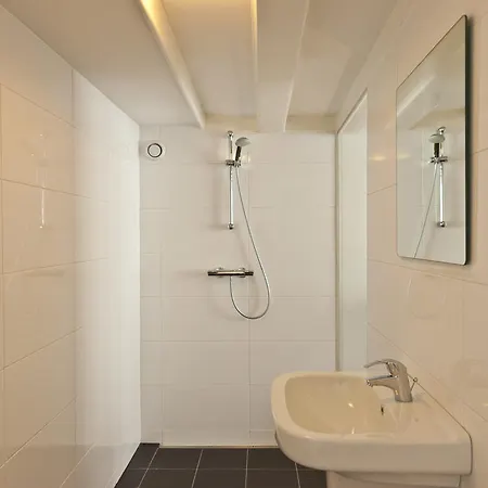 Captain Canalhouse Luxury *