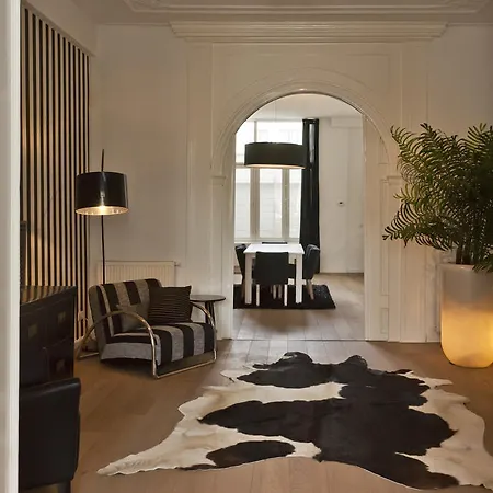 Captain Canalhouse Luxury Apartment